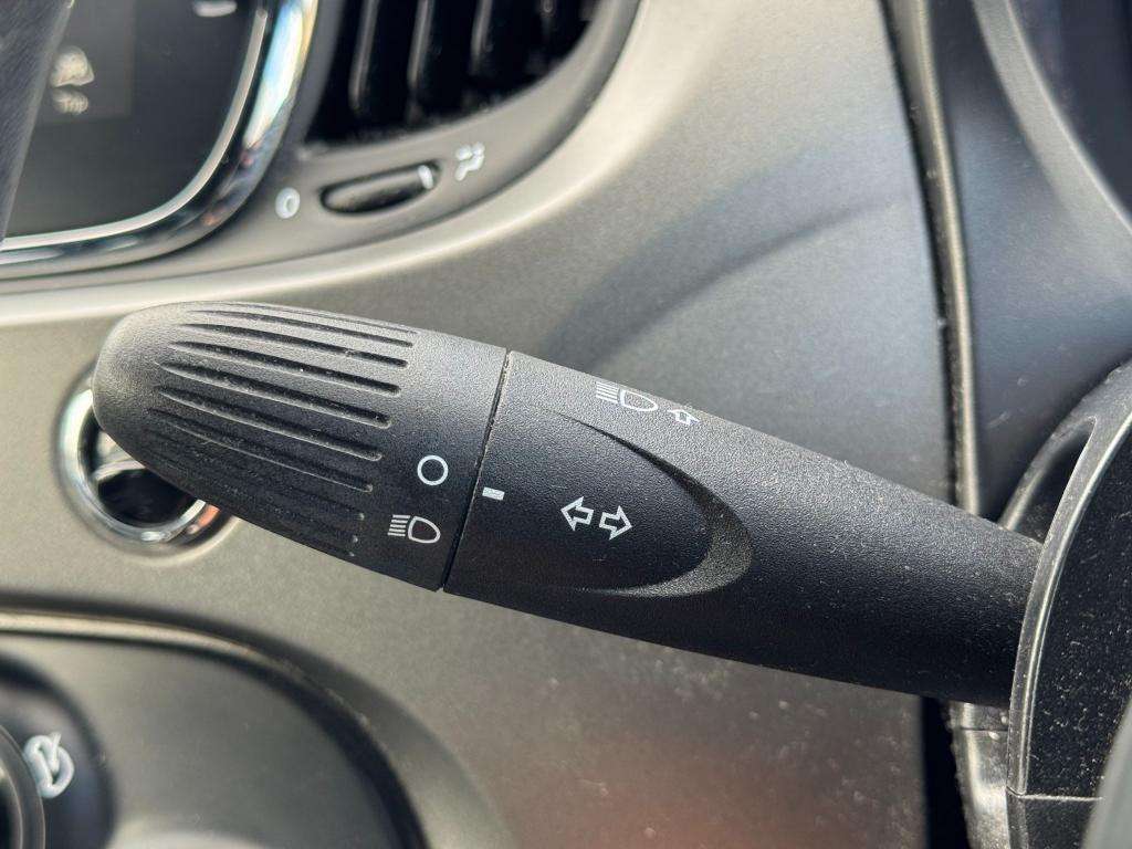 2017 FIAT 500 2017 FIAT 500