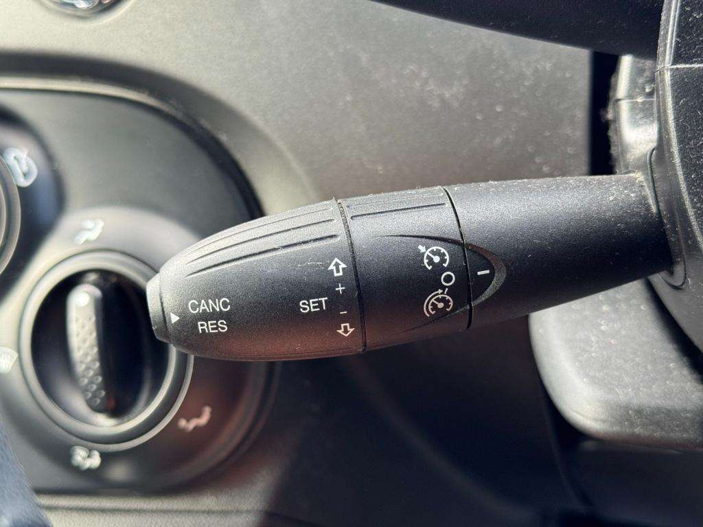 2017 FIAT 500 2017 FIAT 500