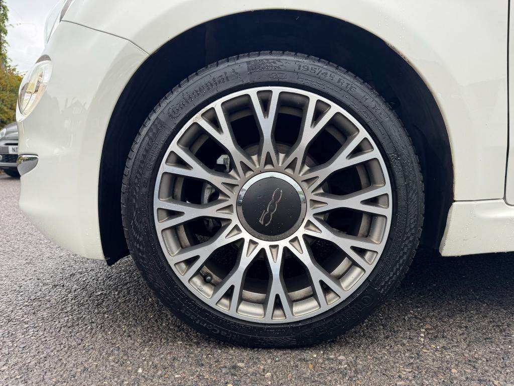 2020 FIAT 500 2020 FIAT 500