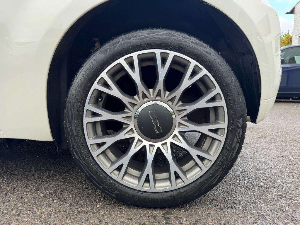 2020 FIAT 500 2020 FIAT 500