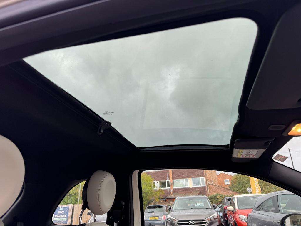 2020 FIAT 500 2020 FIAT 500