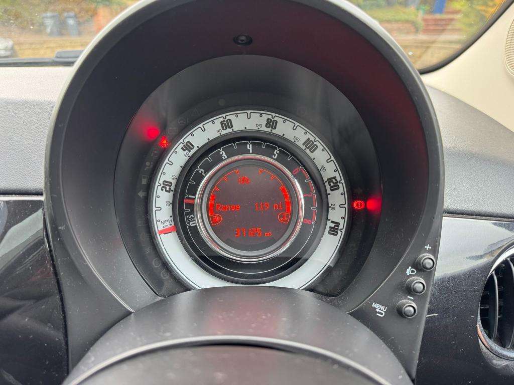 2018 FIAT 500 2018 FIAT 500