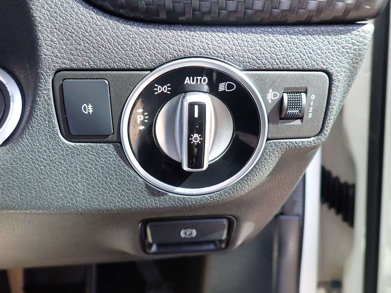 2017 MERCEDES-BENZ A-CLASS 2017 MERCEDES-BENZ A-CLASS