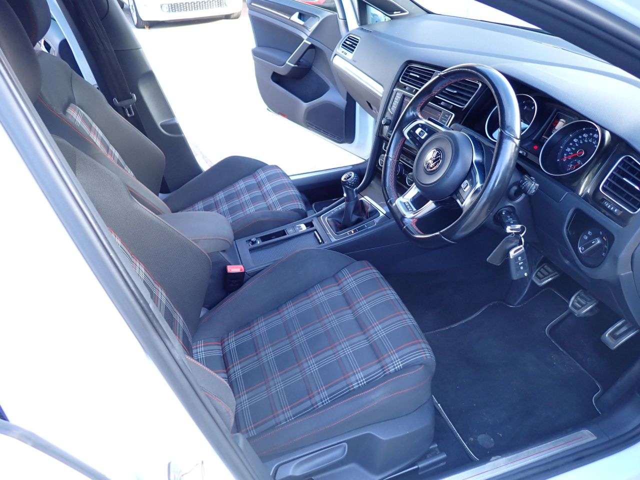 2013 VOLKSWAGEN GOLF 2013 VOLKSWAGEN GOLF