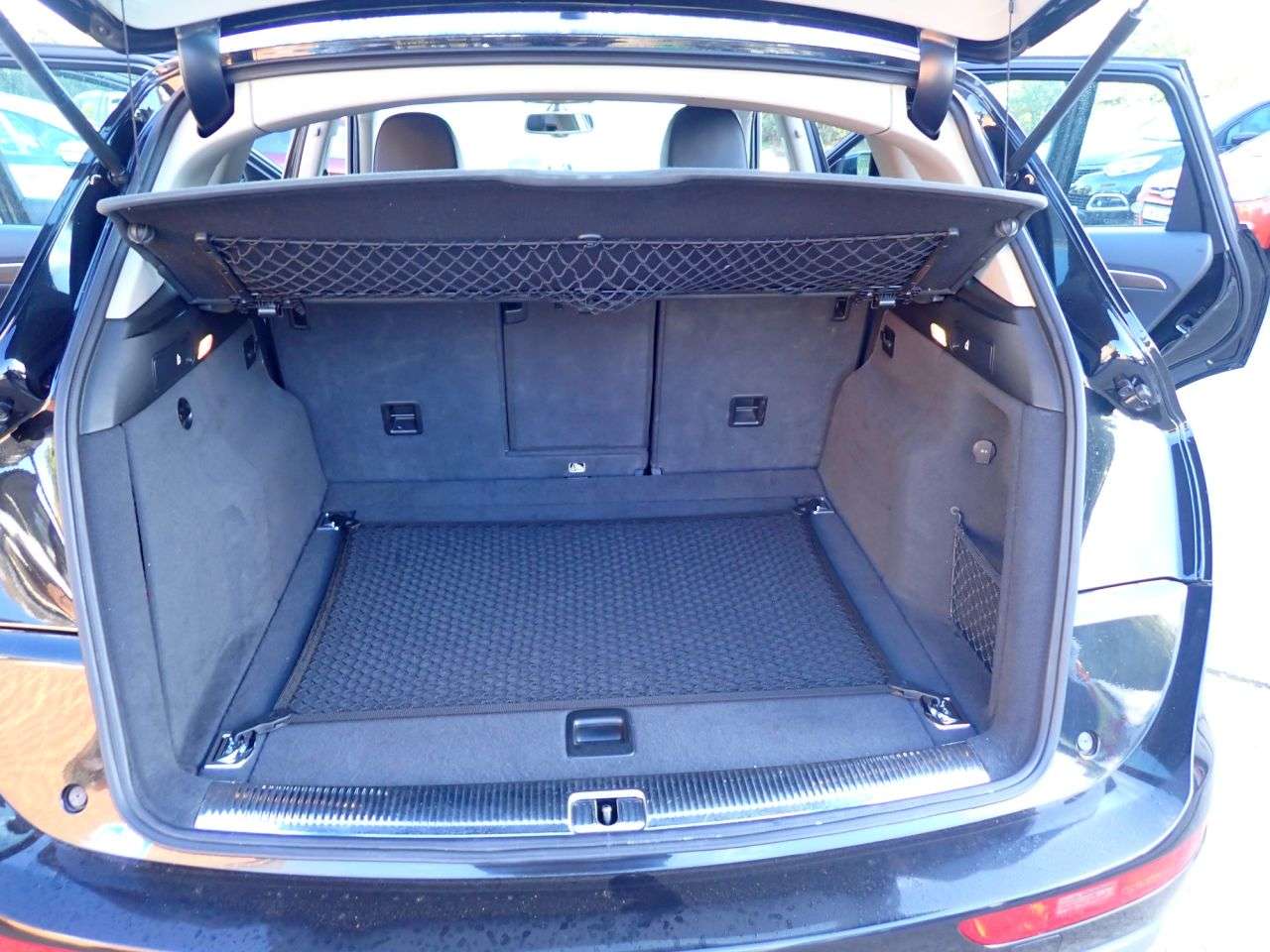 2013 AUDI Q5 2013 AUDI Q5