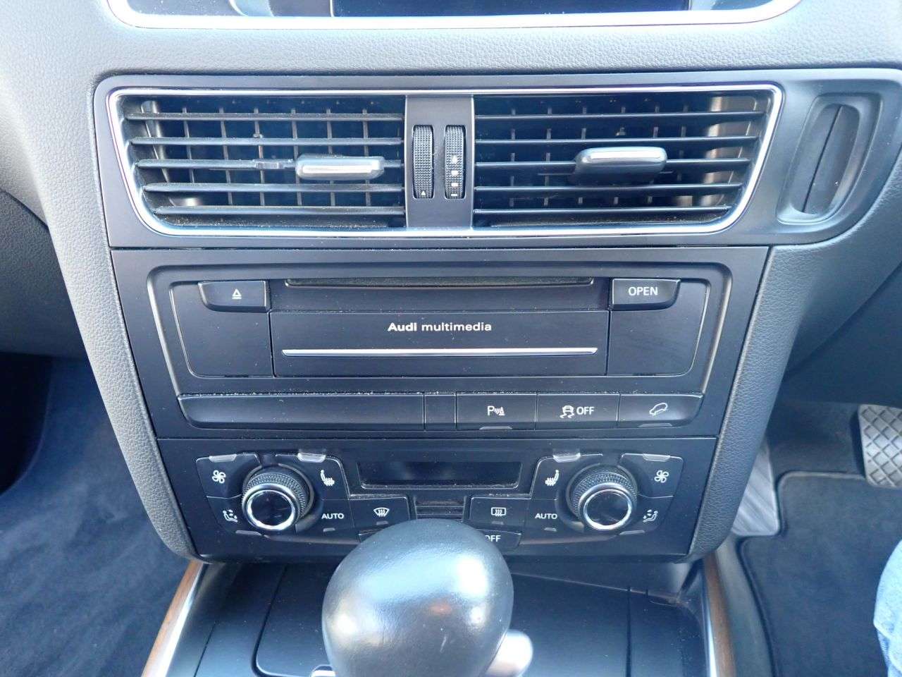 2013 AUDI Q5 2013 AUDI Q5