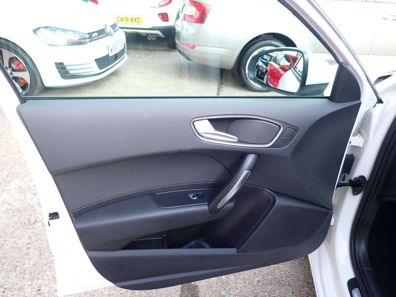 2018 AUDI A1 2018 AUDI A1