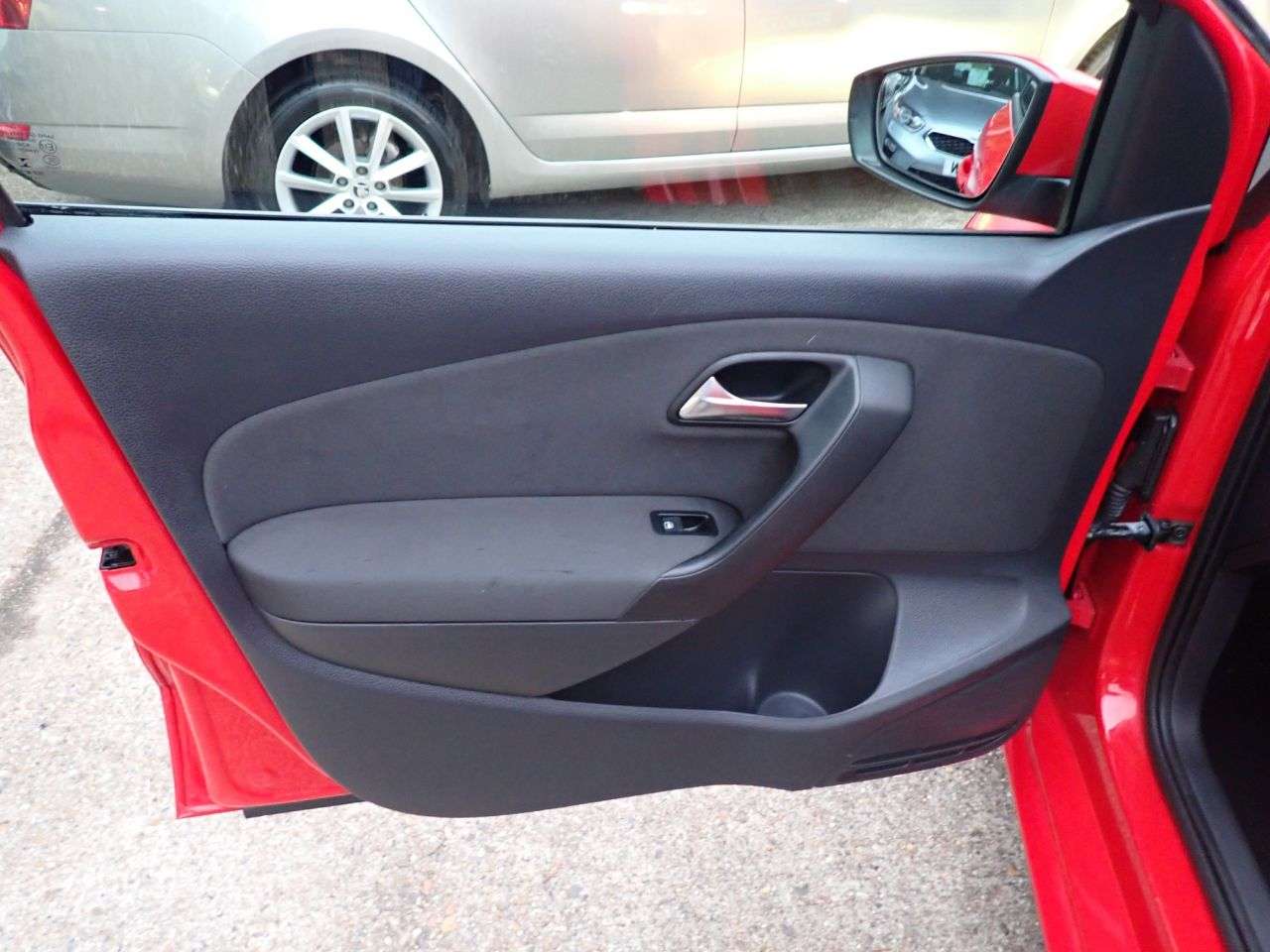 2013 VOLKSWAGEN POLO 2013 VOLKSWAGEN POLO