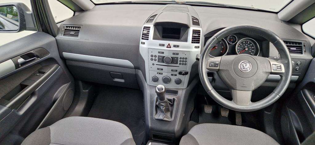 2010 VAUXHALL ZAFIRA 2010 VAUXHALL ZAFIRA