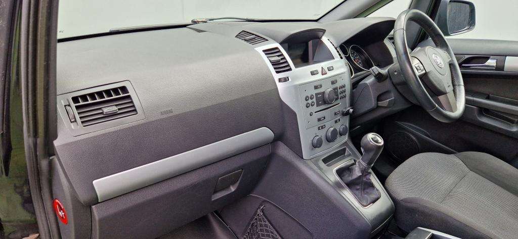 2010 VAUXHALL ZAFIRA 2010 VAUXHALL ZAFIRA