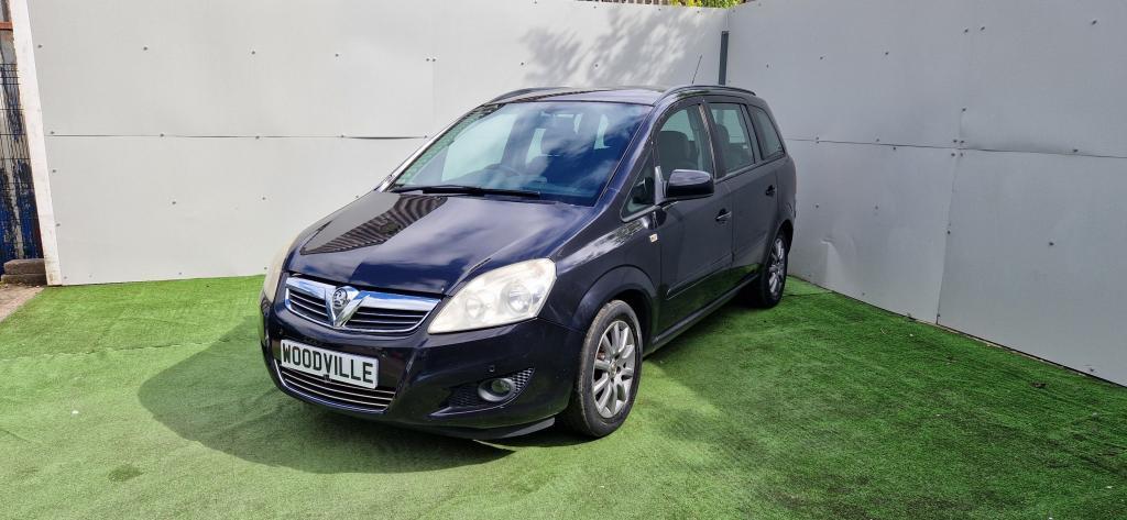 Check out this Vauxhall Zafira 2010 Diesel Manual