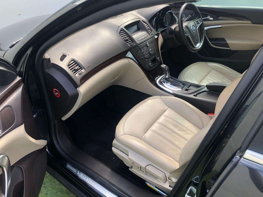 2010 VAUXHALL INSIGNIA 2010 VAUXHALL INSIGNIA
