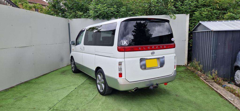 2002 NISSAN ELGRAND 2002 NISSAN ELGRAND