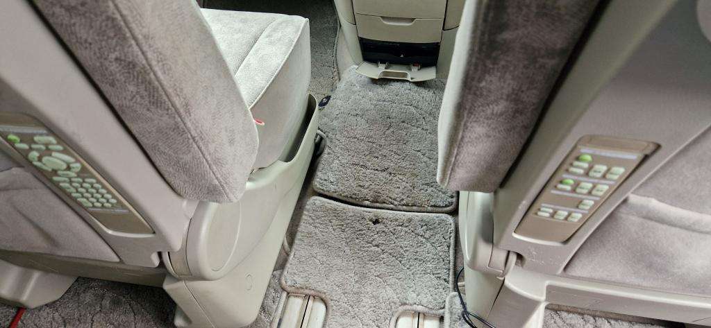 2002 NISSAN ELGRAND 2002 NISSAN ELGRAND