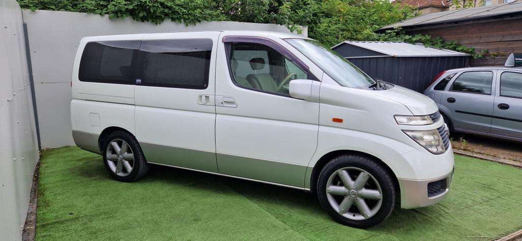 2002 NISSAN ELGRAND 2002 NISSAN ELGRAND