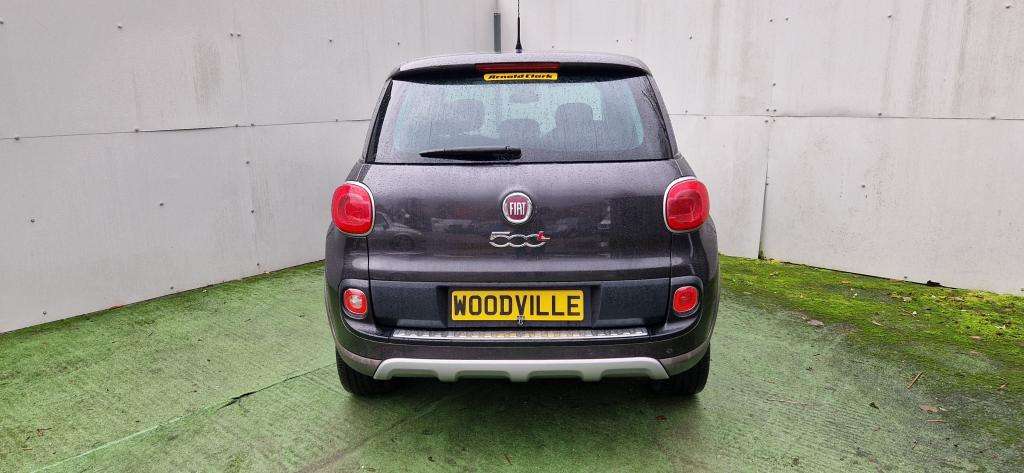 2015 FIAT 500L 2015 FIAT 500L