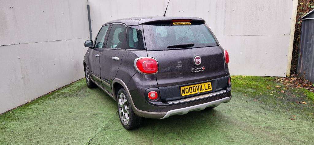 2015 FIAT 500L 2015 FIAT 500L