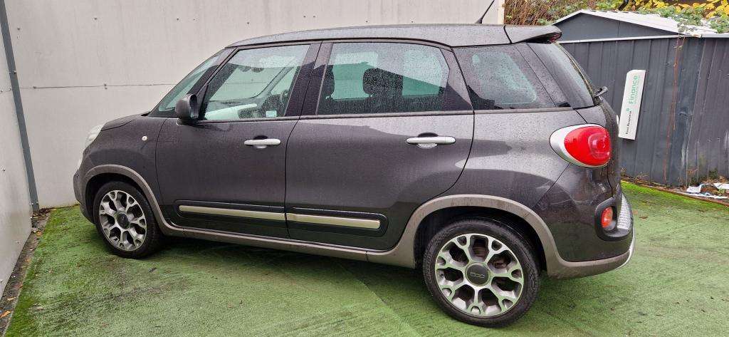 2015 FIAT 500L 2015 FIAT 500L