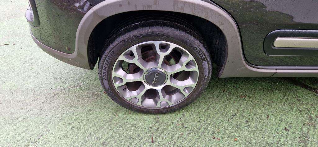 2015 FIAT 500L 2015 FIAT 500L