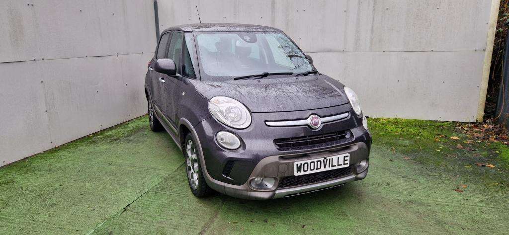 2015 FIAT 500L 2015 FIAT 500L