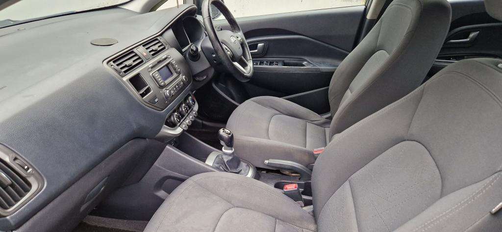 2012 KIA RIO 2012 KIA RIO