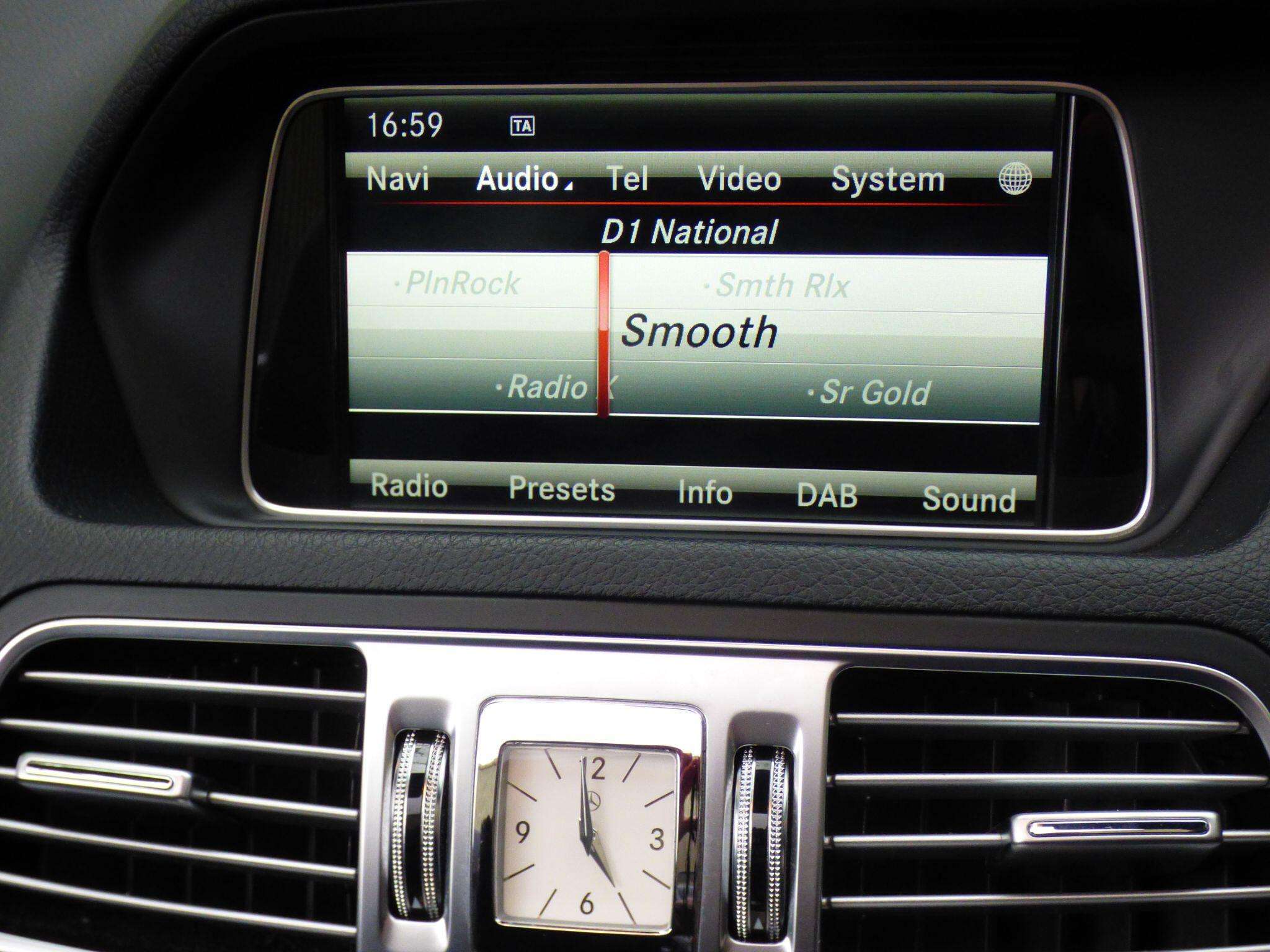 2013 MERCEDES-BENZ E CLASS 2013 MERCEDES-BENZ E CLASS