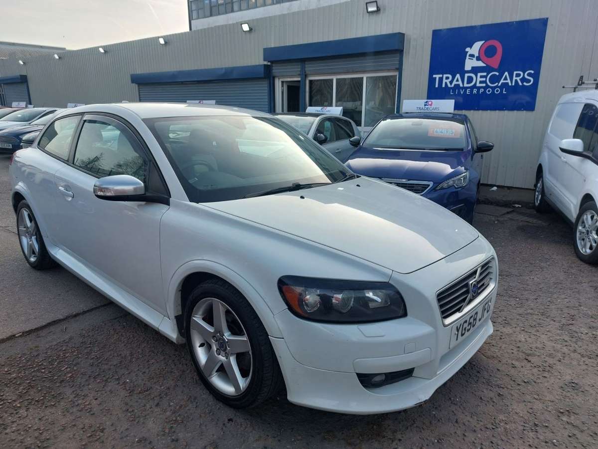 Check out this Volvo C30 2008 Diesel Manual