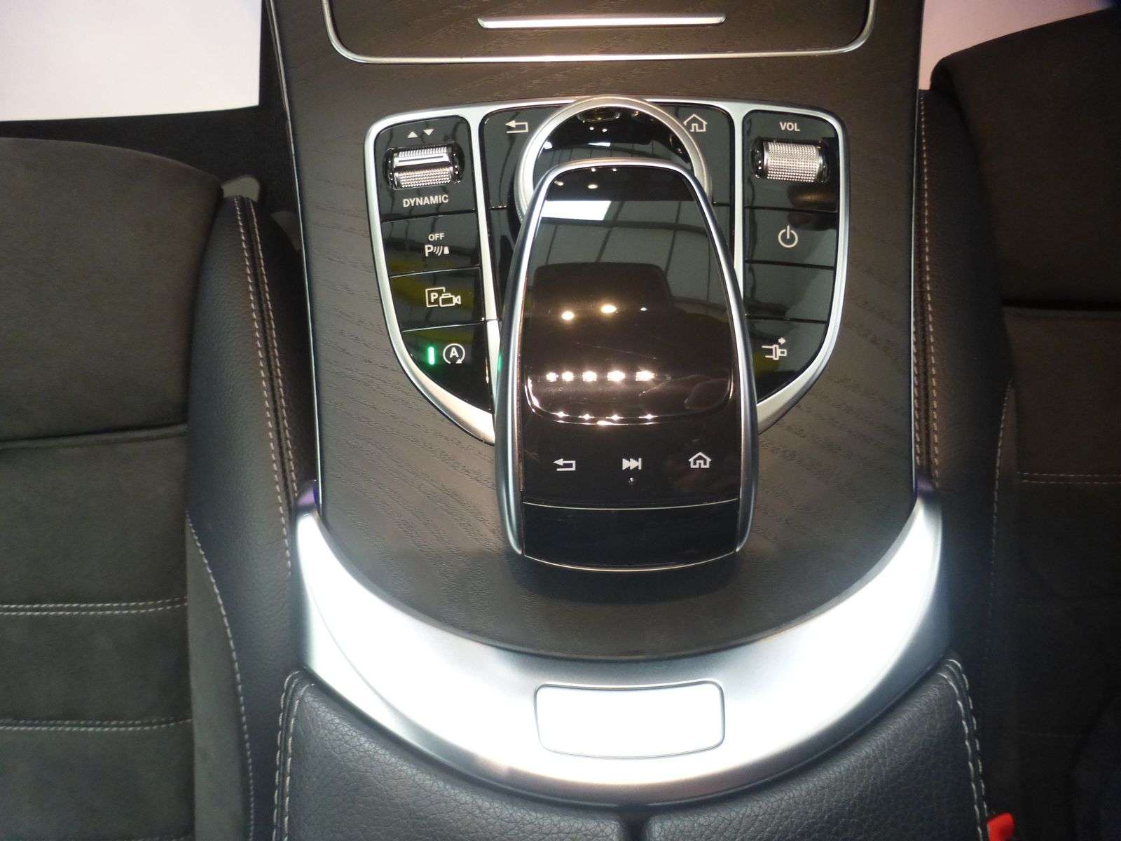 2019 MERCEDES-BENZ C CLASS 2019 MERCEDES-BENZ C CLASS