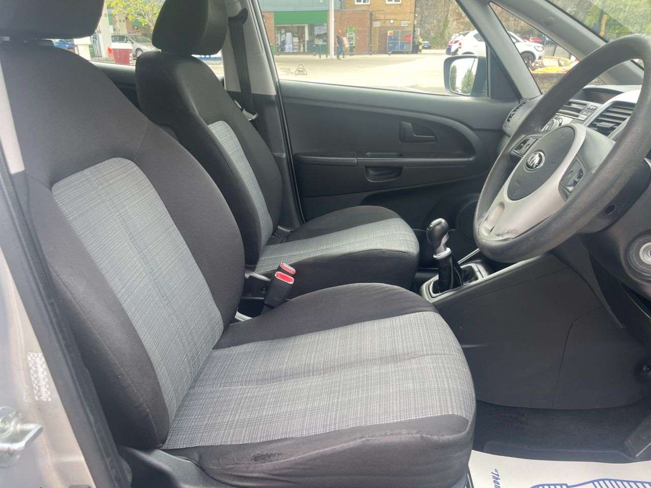 2013 KIA VENGA 2013 KIA VENGA