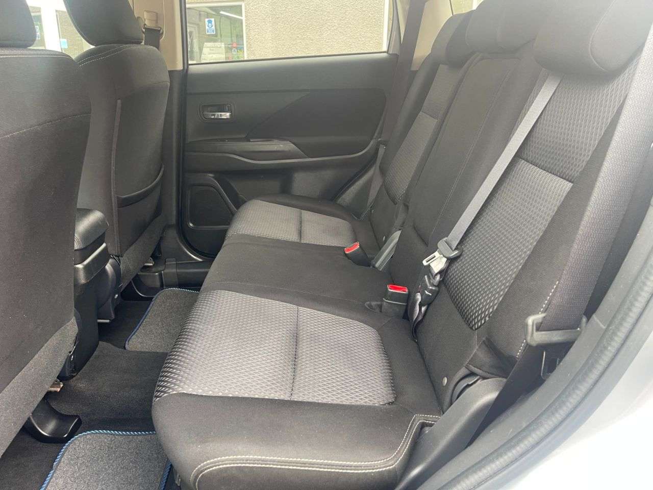 2017 MITSUBISHI OUTLANDER 2017 MITSUBISHI OUTLANDER