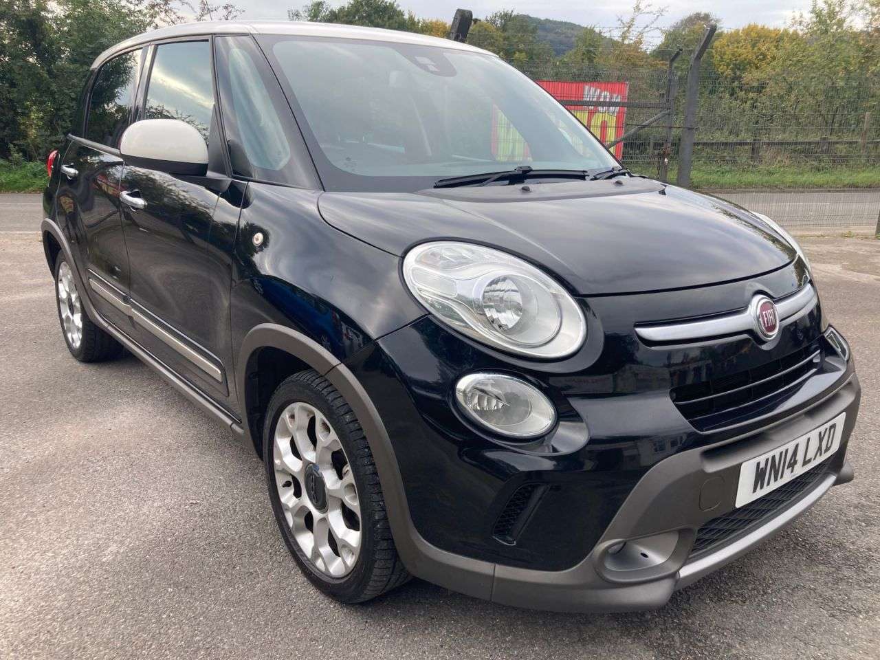 2014 FIAT 500L 2014 FIAT 500L