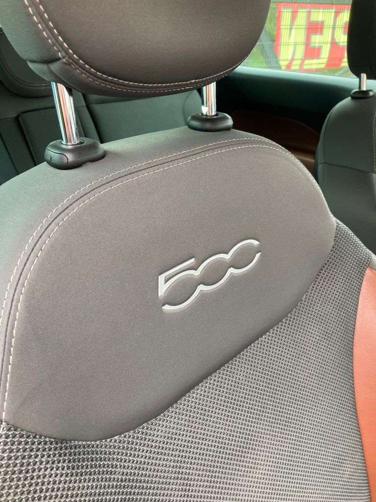 2014 FIAT 500L 2014 FIAT 500L