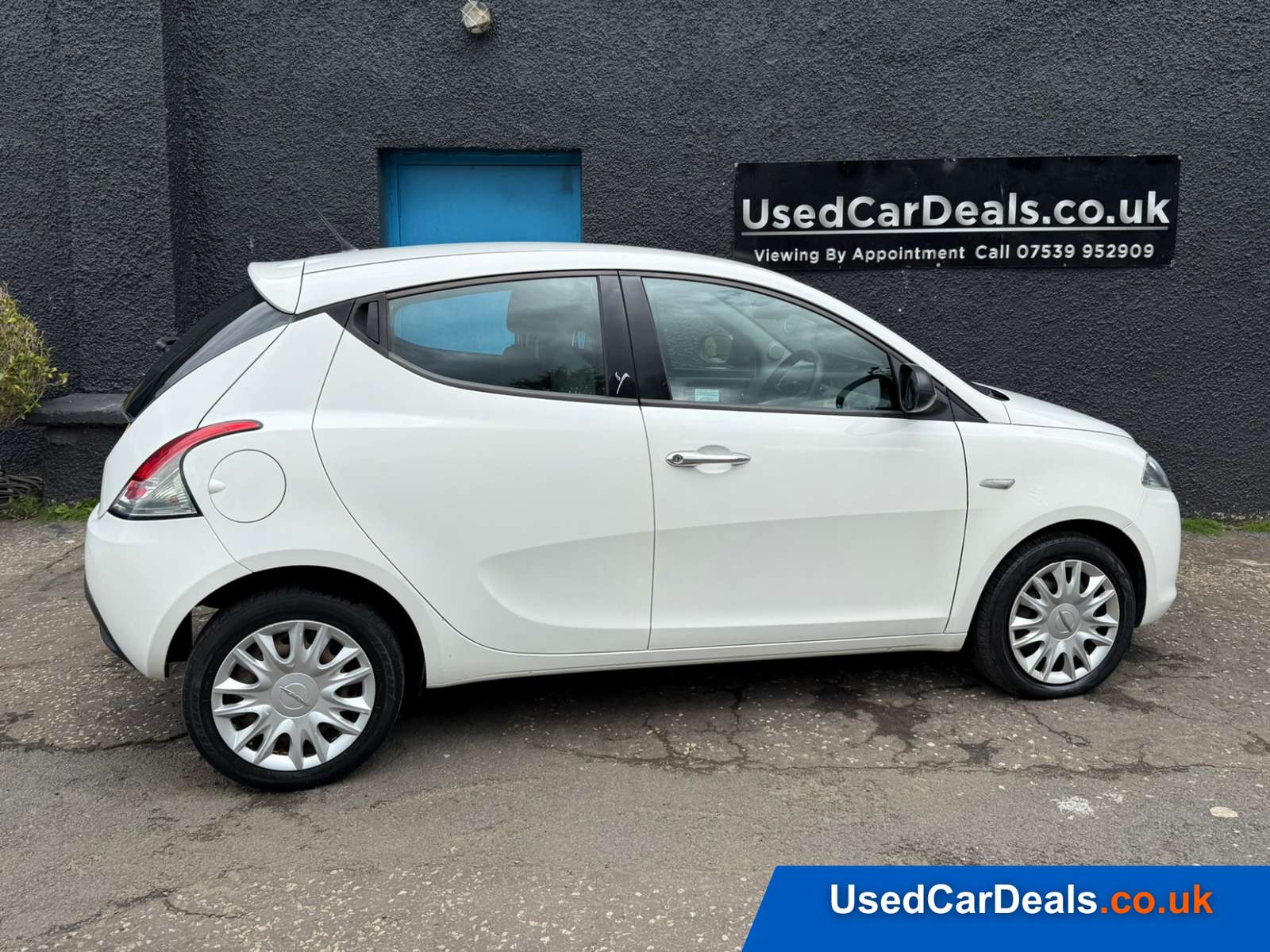 2013 CHRYSLER YPSILON 2013 CHRYSLER YPSILON