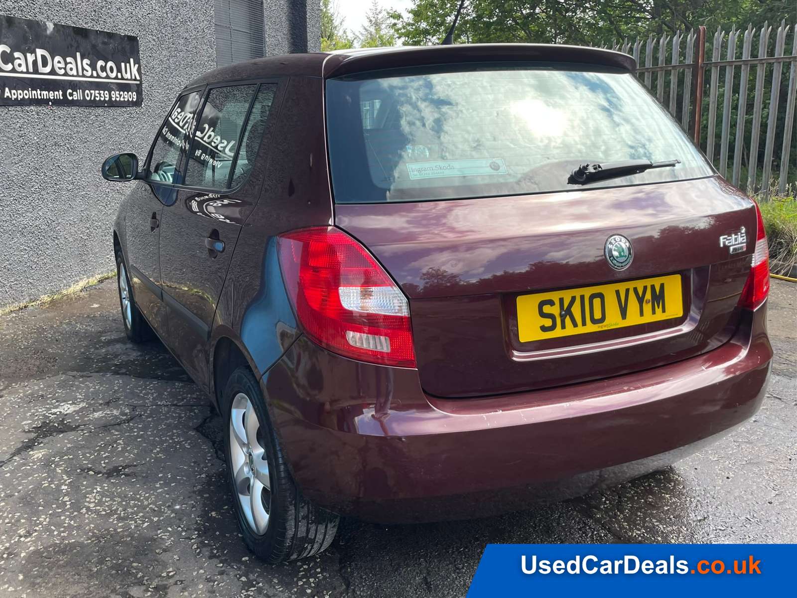 2010 SKODA FABIA 2010 SKODA FABIA