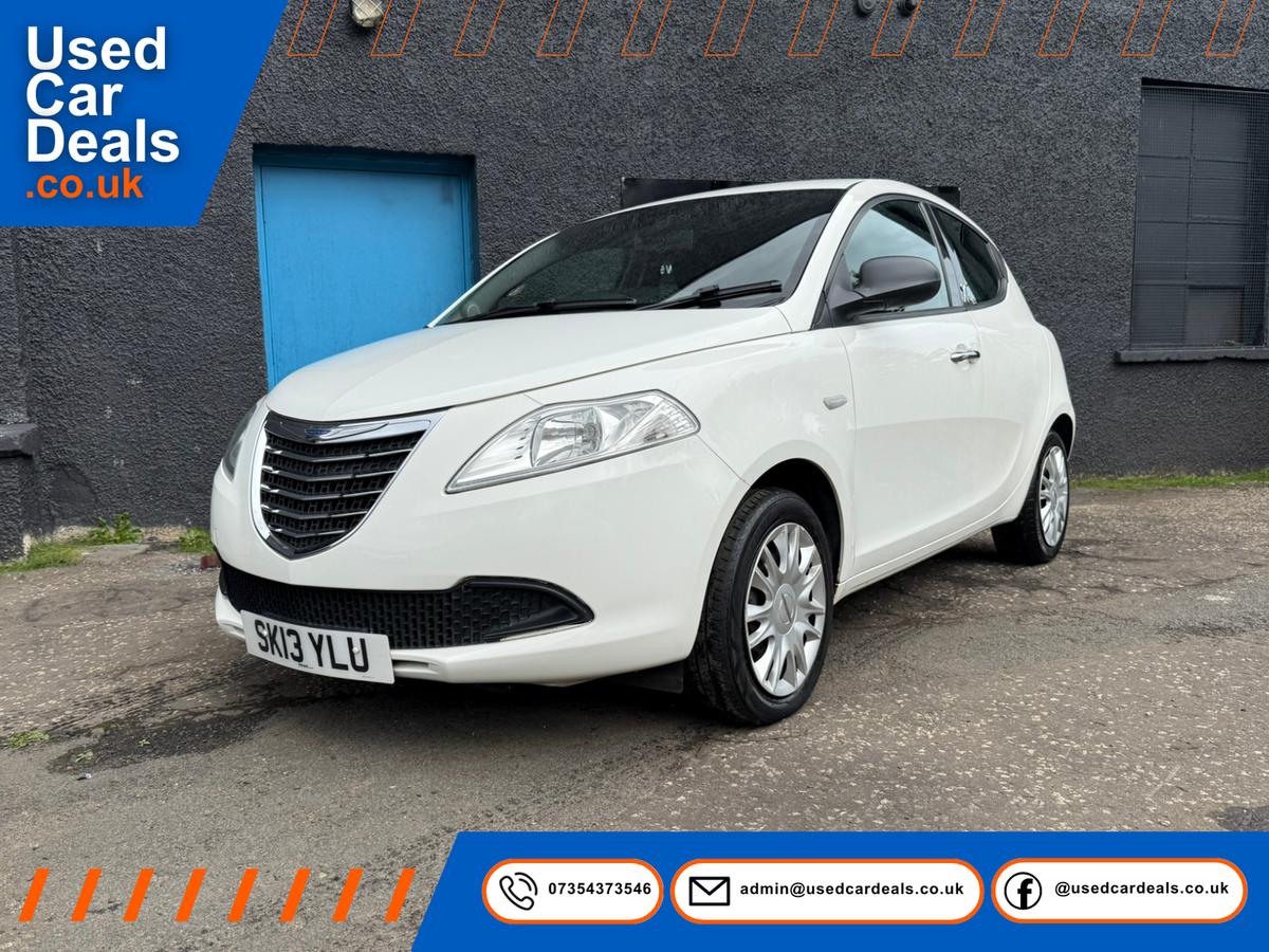Check out this Chrysler Ypsilon 2013 Petrol Manual