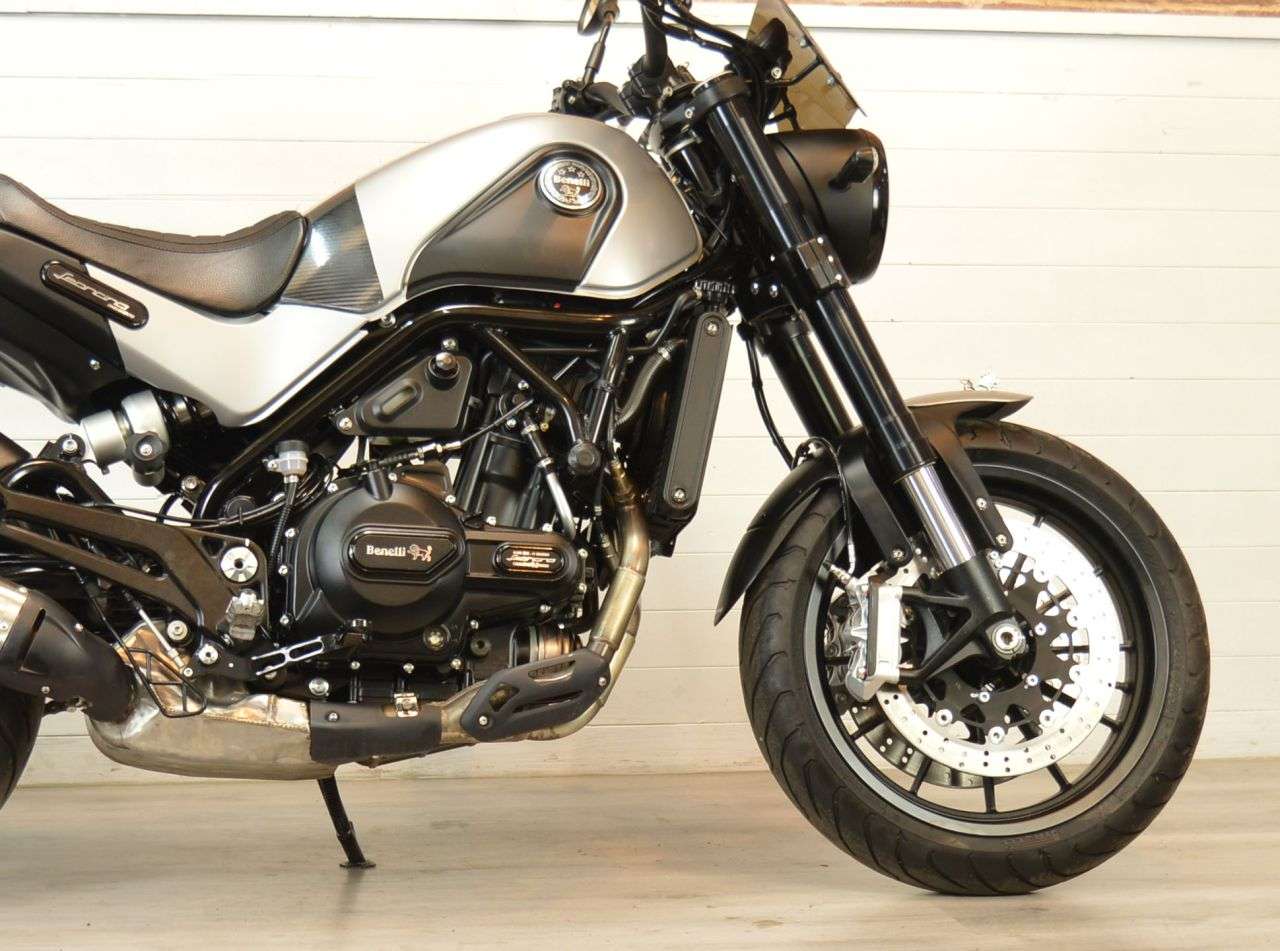 2021 BENELLI LEONCINO 500 2021 BENELLI LEONCINO 500