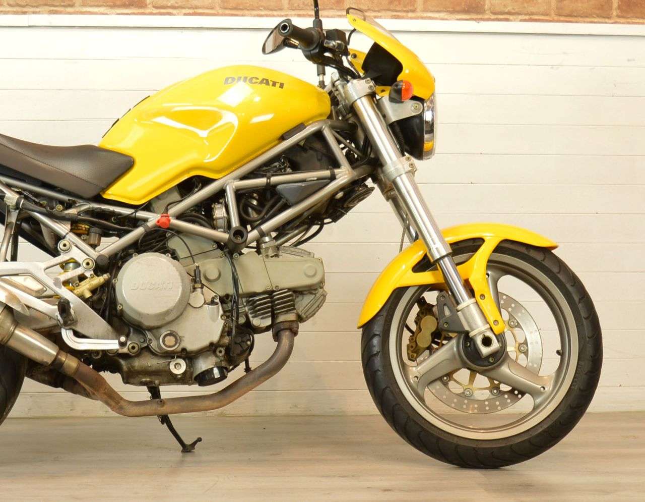2002 DUCATI MONSTER 600 2002 DUCATI MONSTER 600