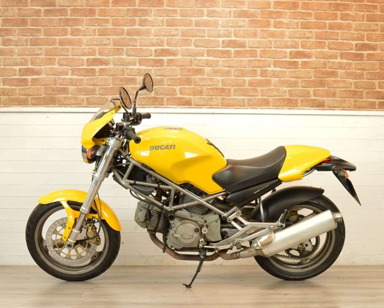 2002 DUCATI MONSTER 600 2002 DUCATI MONSTER 600