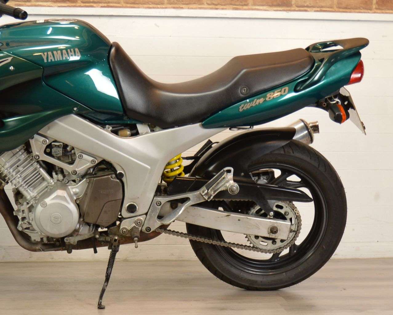 2000 YAMAHA TDM850 2000 YAMAHA TDM850