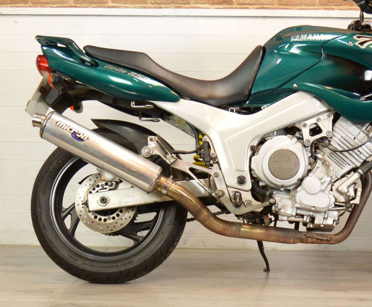 2000 YAMAHA TDM850 2000 YAMAHA TDM850