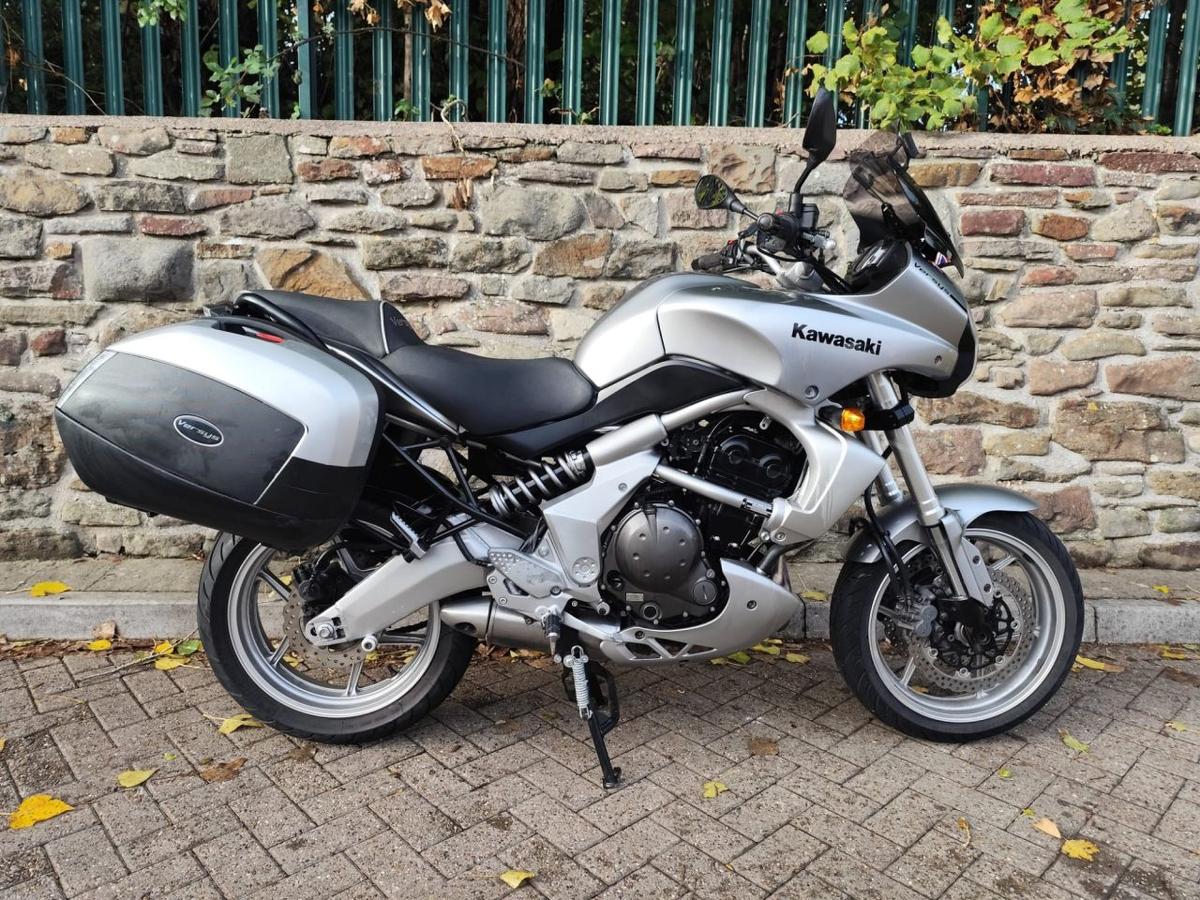 Check out this Kawasaki Versys 650 2007 Petrol Manual