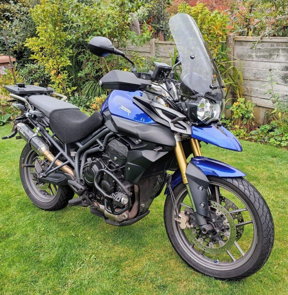 Check out this Triumph Tiger 800 2012 Petrol Manual