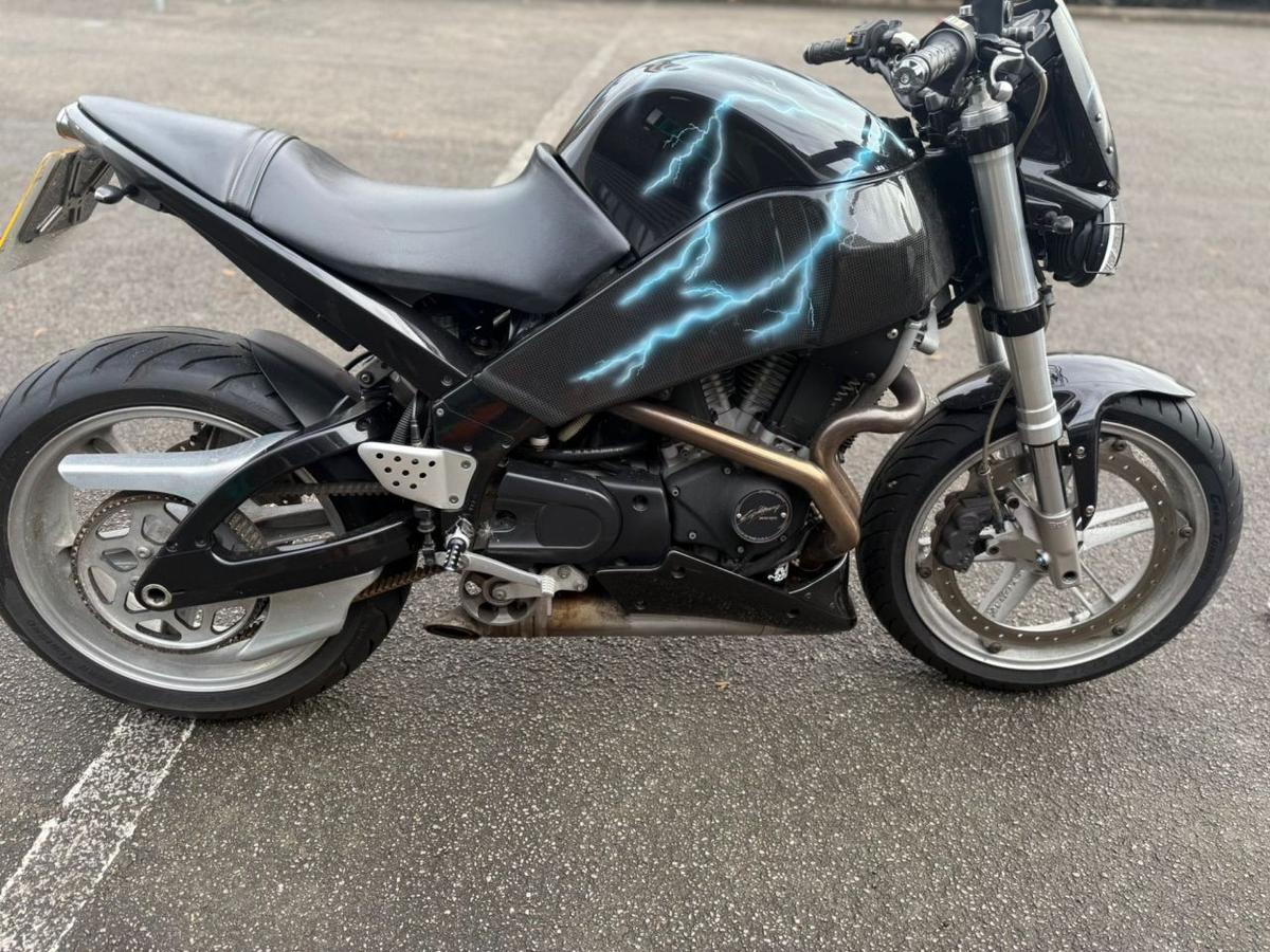 Check out this Buell Xb9s 2003 Petrol Manual