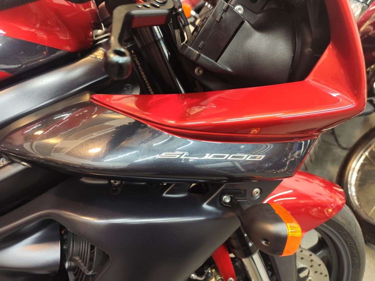 2005 APRILIA SL1000 FALCO 2005 APRILIA SL1000 FALCO