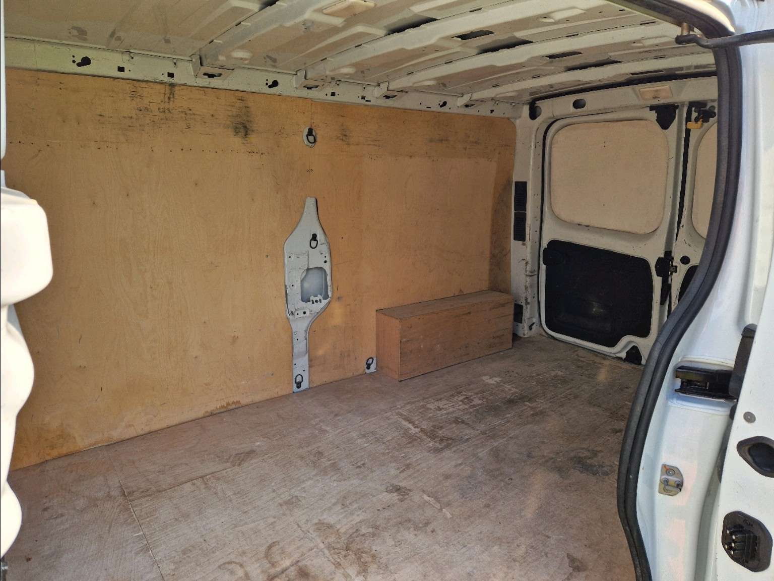 2015 VAUXHALL VIVARO 2015 VAUXHALL VIVARO