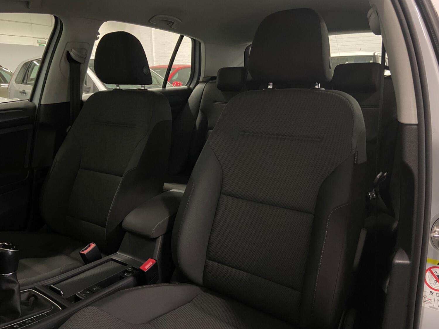 2019 VOLKSWAGEN GOLF 2019 VOLKSWAGEN GOLF