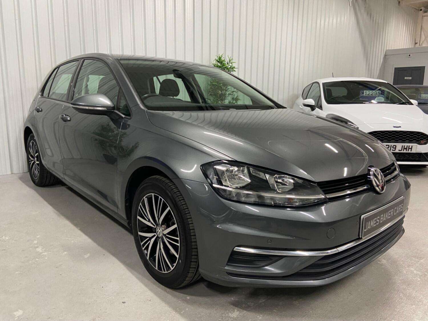 2017 VOLKSWAGEN GOLF 2017 VOLKSWAGEN GOLF