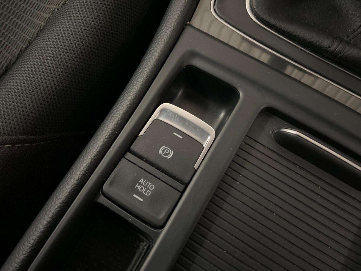 2017 VOLKSWAGEN GOLF 2017 VOLKSWAGEN GOLF