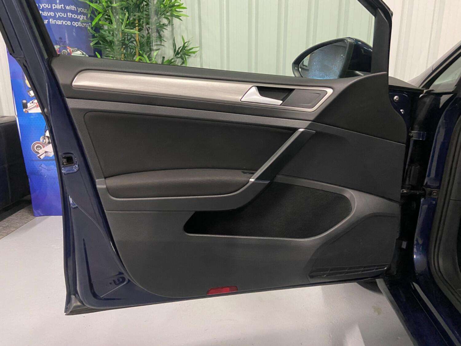 2016 VOLKSWAGEN GOLF 2016 VOLKSWAGEN GOLF