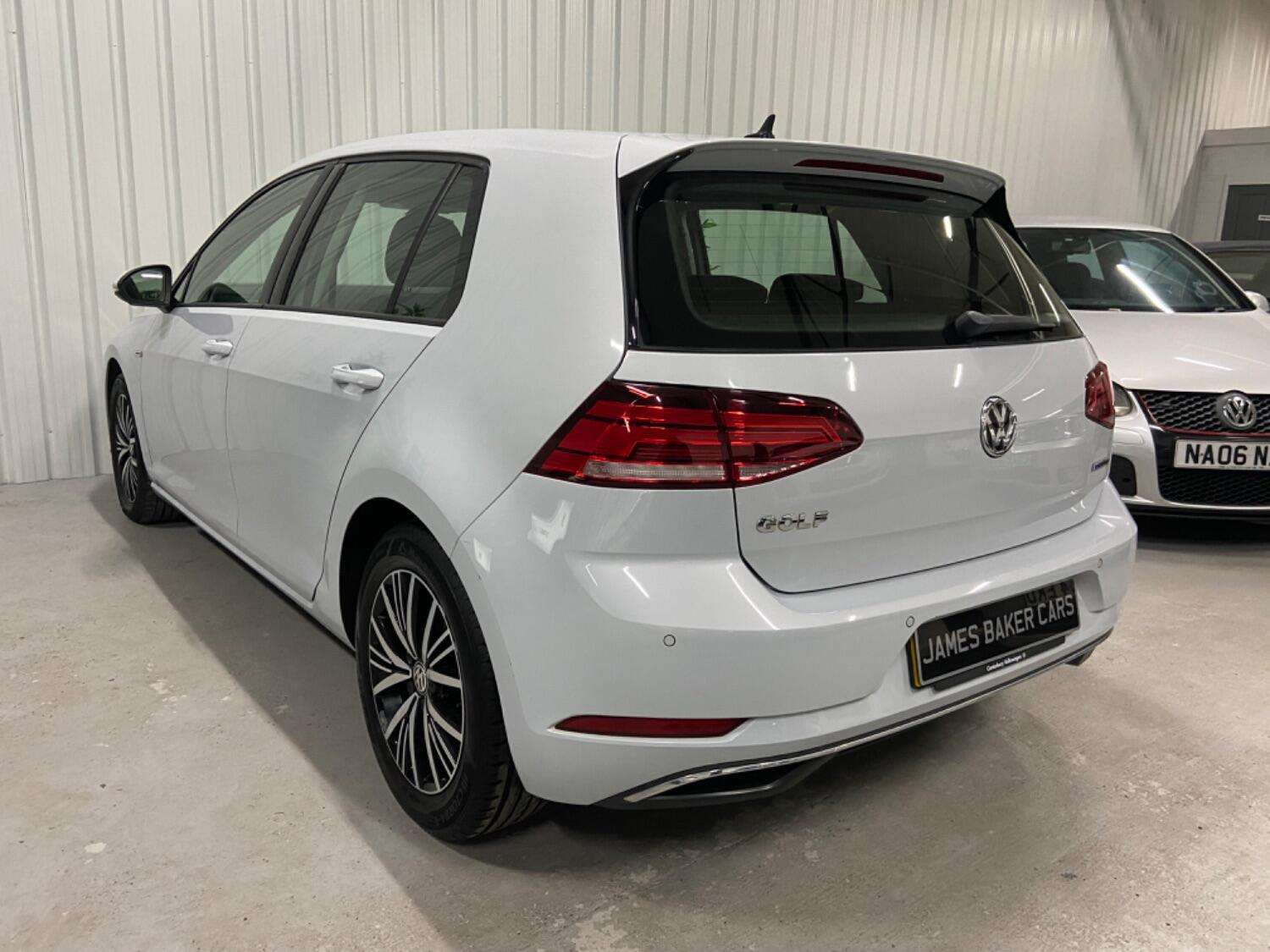 2019 VOLKSWAGEN GOLF 2019 VOLKSWAGEN GOLF